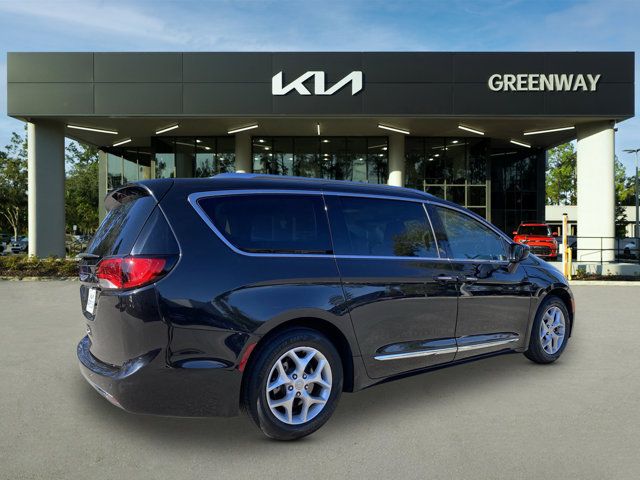 2018 Chrysler Pacifica Touring-L