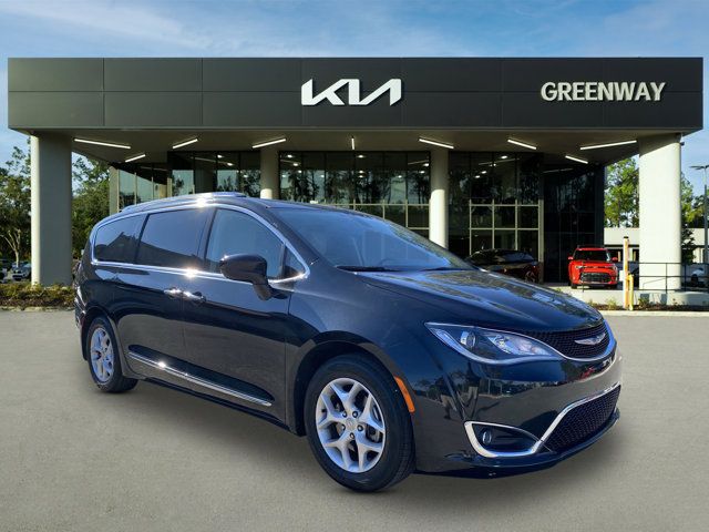 2018 Chrysler Pacifica Touring-L