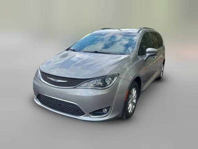2018 Chrysler Pacifica Touring-L