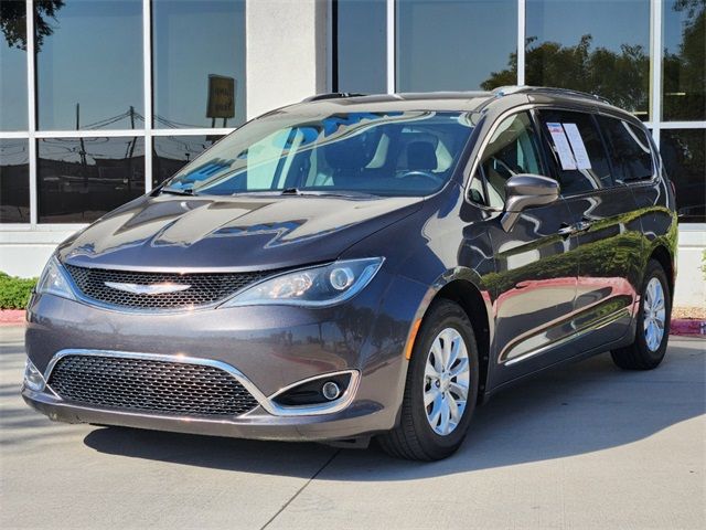 2018 Chrysler Pacifica Touring-L