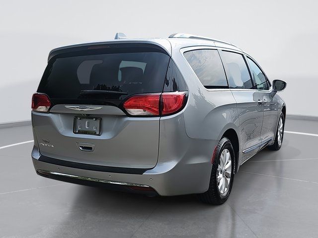 2018 Chrysler Pacifica Touring-L