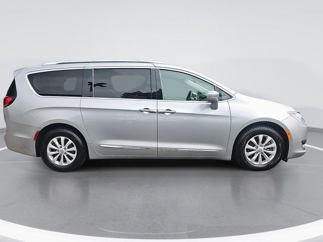 2018 Chrysler Pacifica Touring-L