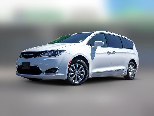 2018 Chrysler Pacifica Touring-L