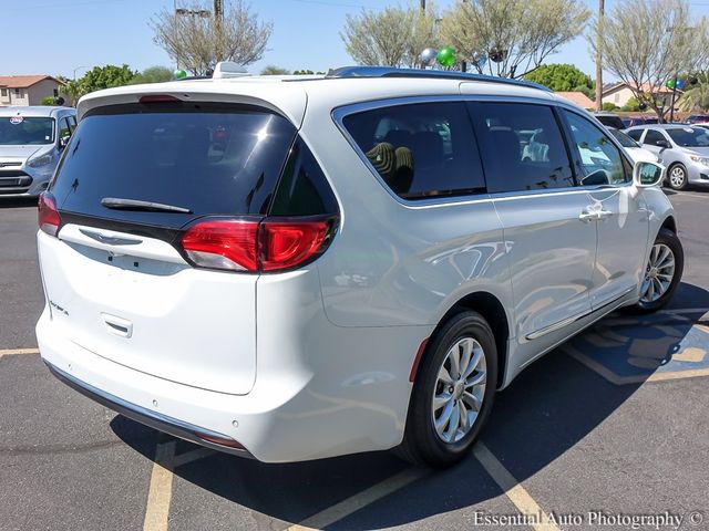 2018 Chrysler Pacifica Touring-L