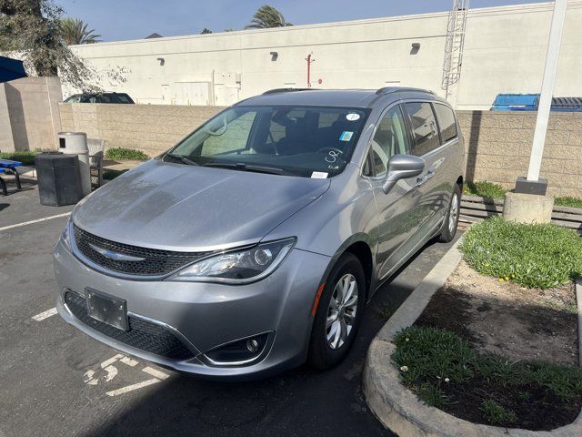 2018 Chrysler Pacifica Touring-L