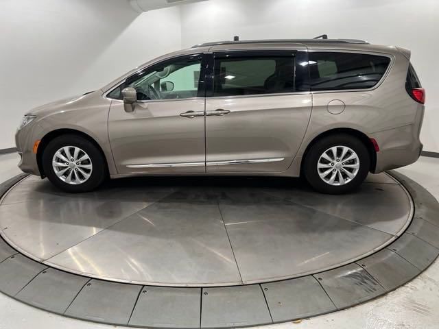 2018 Chrysler Pacifica Touring-L