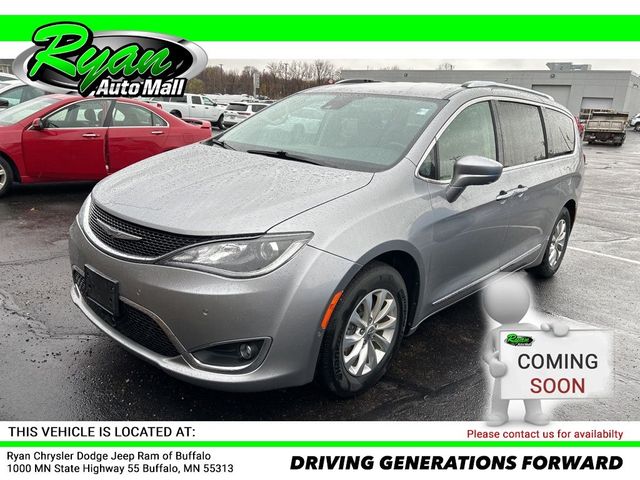 2018 Chrysler Pacifica Touring-L