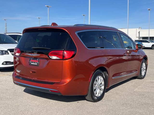 2018 Chrysler Pacifica Touring-L