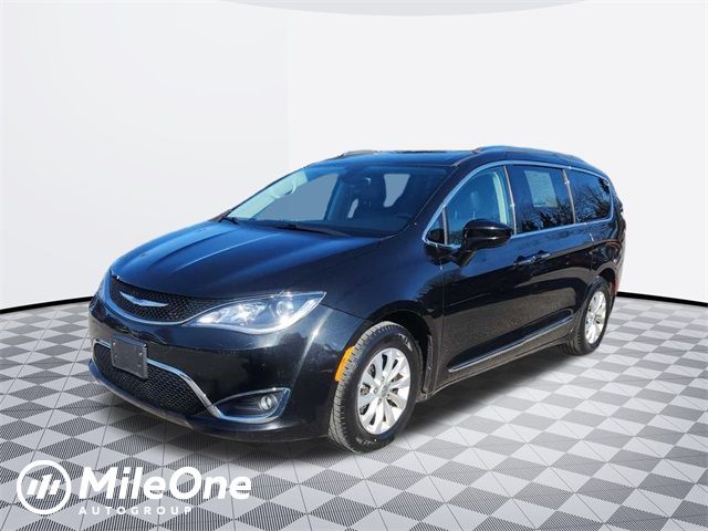 2018 Chrysler Pacifica Touring-L