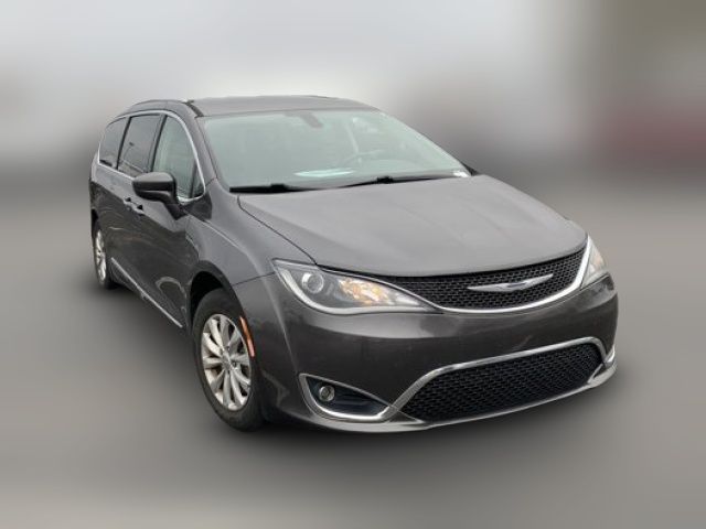 2018 Chrysler Pacifica Touring-L