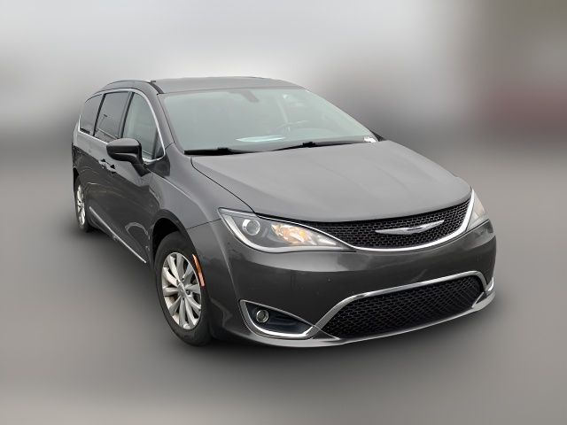 2018 Chrysler Pacifica Touring-L