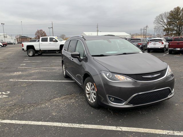 2018 Chrysler Pacifica Touring-L