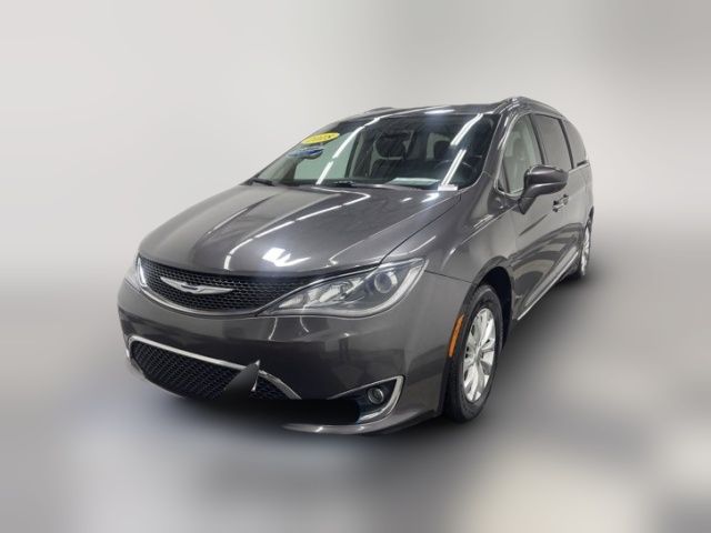 2018 Chrysler Pacifica Touring-L