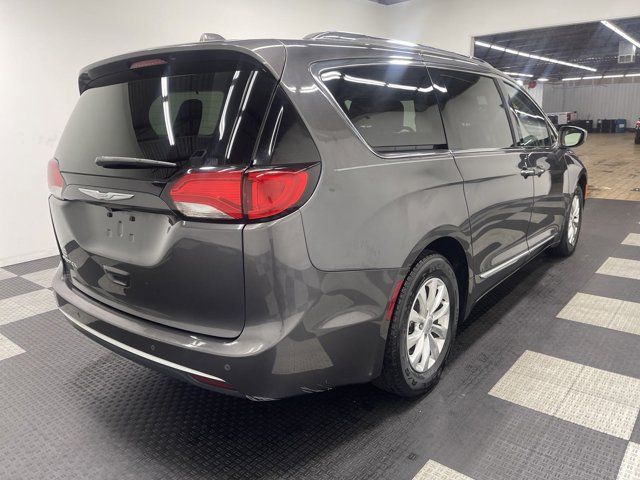 2018 Chrysler Pacifica Touring-L