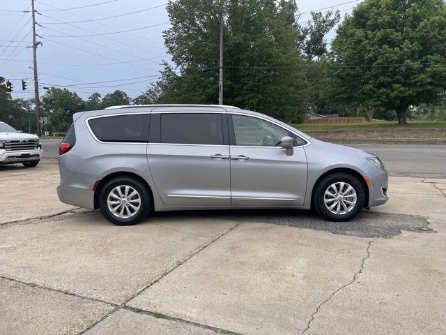 2018 Chrysler Pacifica Touring-L