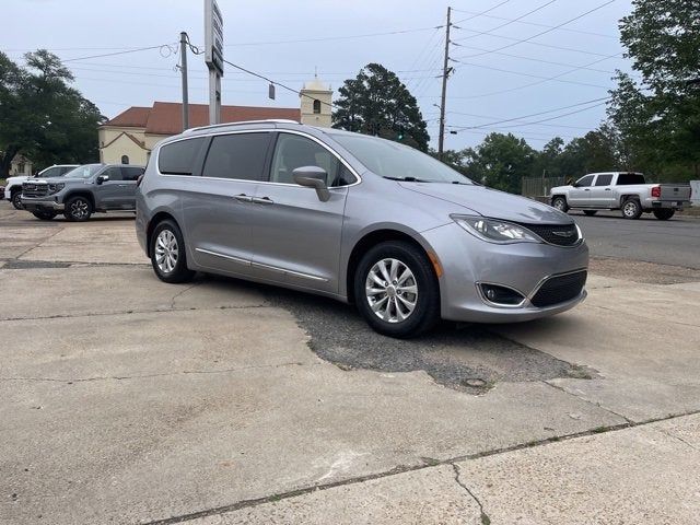 2018 Chrysler Pacifica Touring-L