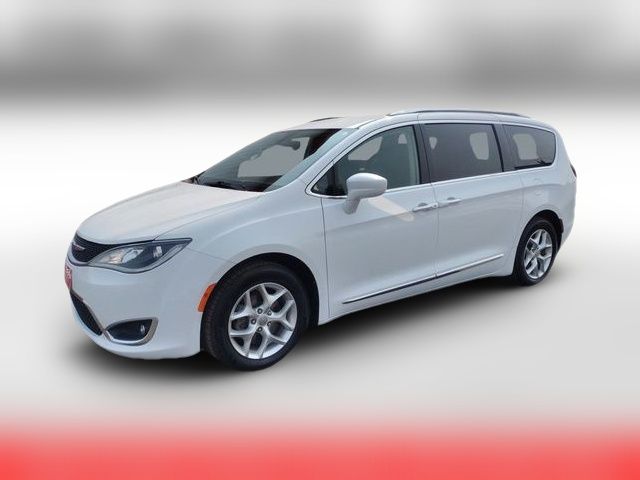 2018 Chrysler Pacifica Touring-L