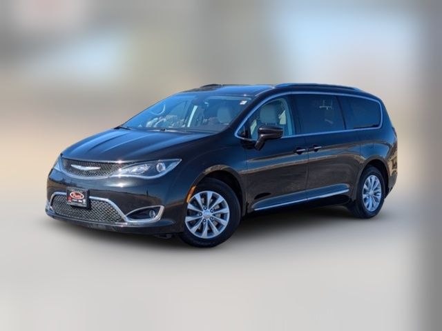 2018 Chrysler Pacifica Touring-L