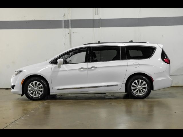 2018 Chrysler Pacifica Touring-L