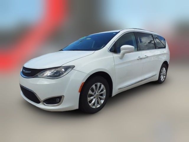 2018 Chrysler Pacifica Touring-L