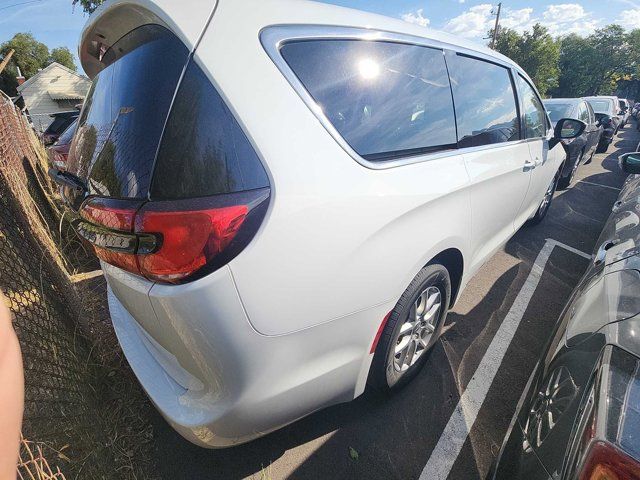 2018 Chrysler Pacifica Touring-L