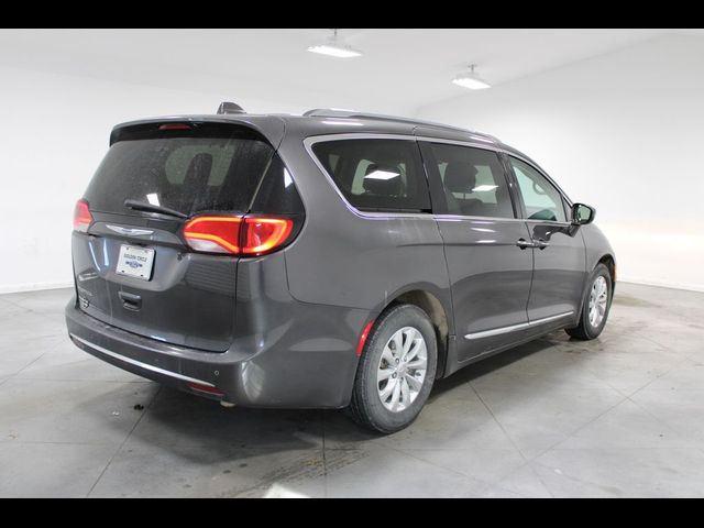 2018 Chrysler Pacifica Touring-L