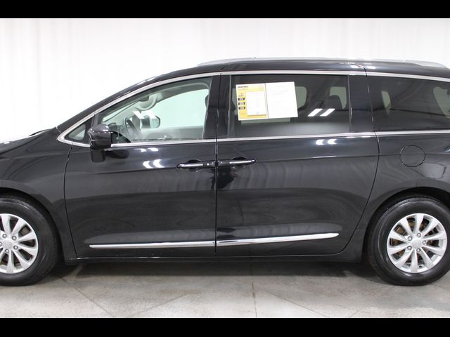 2018 Chrysler Pacifica Touring-L