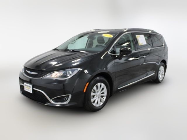 2018 Chrysler Pacifica Touring-L