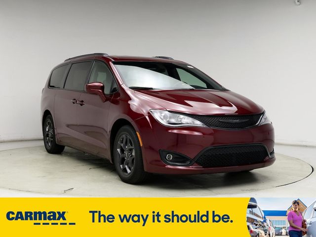 2018 Chrysler Pacifica Touring-L