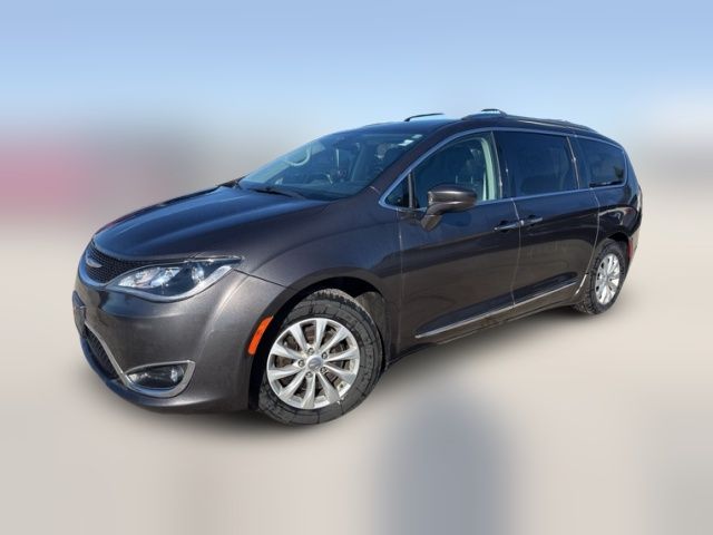 2018 Chrysler Pacifica Touring-L