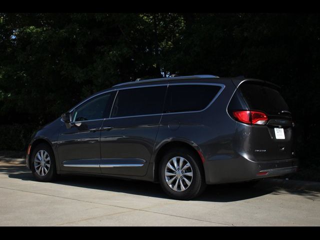 2018 Chrysler Pacifica Touring-L