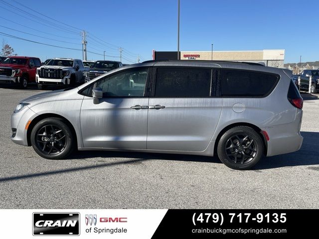 2018 Chrysler Pacifica Touring-L