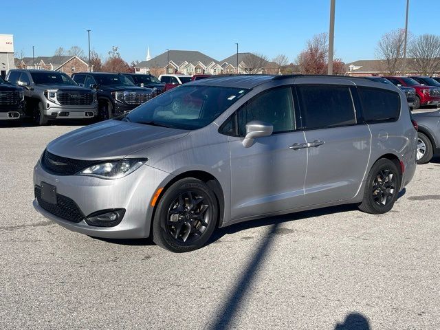 2018 Chrysler Pacifica Touring-L