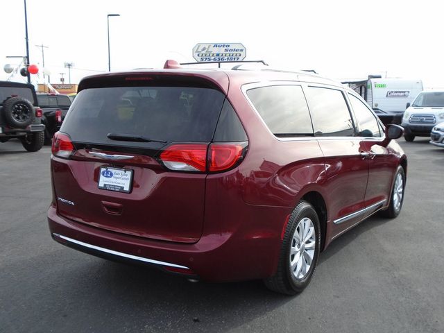 2018 Chrysler Pacifica Touring-L