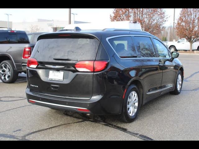 2018 Chrysler Pacifica Touring-L