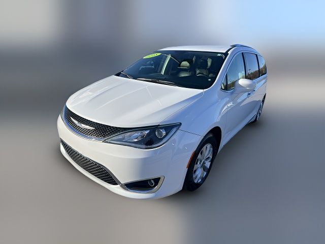 2018 Chrysler Pacifica Touring-L