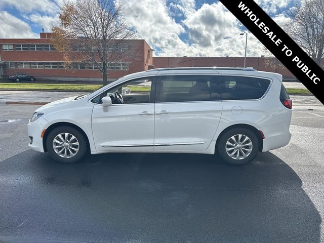 2018 Chrysler Pacifica Touring-L