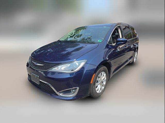 2018 Chrysler Pacifica Touring-L