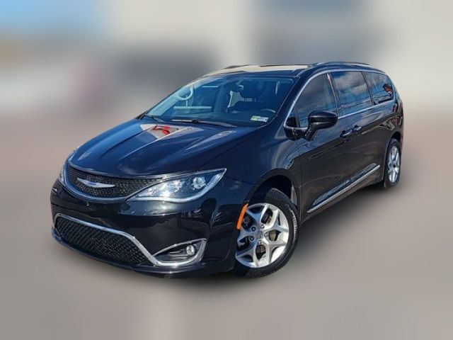 2018 Chrysler Pacifica Touring-L