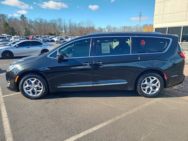 2018 Chrysler Pacifica Touring-L