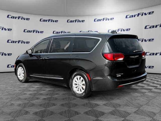 2018 Chrysler Pacifica Touring-L