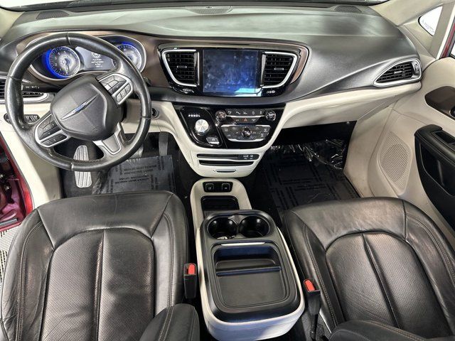 2018 Chrysler Pacifica Touring-L