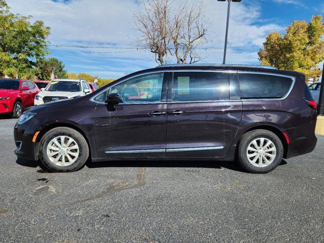 2018 Chrysler Pacifica Touring-L