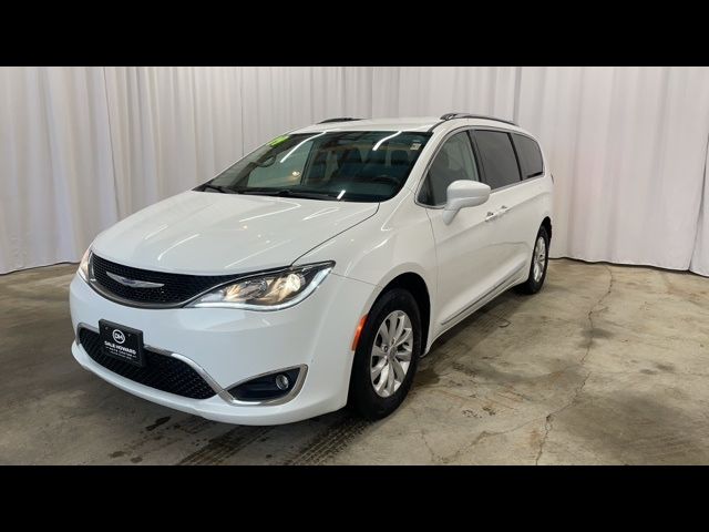 2018 Chrysler Pacifica Touring-L