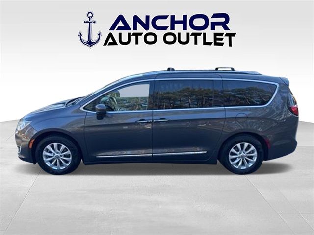 2018 Chrysler Pacifica Touring-L