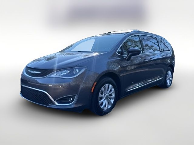 2018 Chrysler Pacifica Touring-L