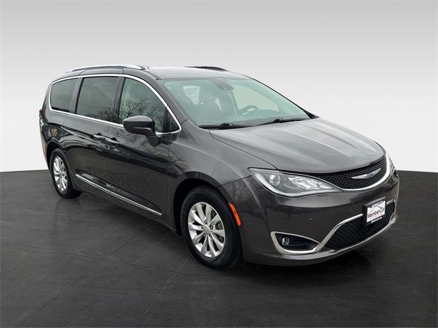 2018 Chrysler Pacifica Touring-L