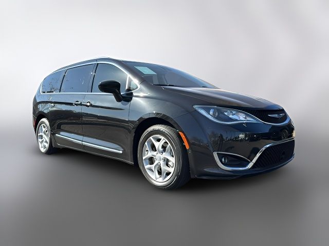 2018 Chrysler Pacifica Touring-L