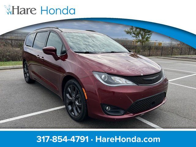 2018 Chrysler Pacifica Touring-L