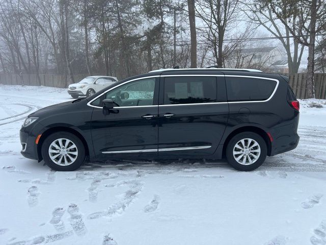 2018 Chrysler Pacifica Touring-L